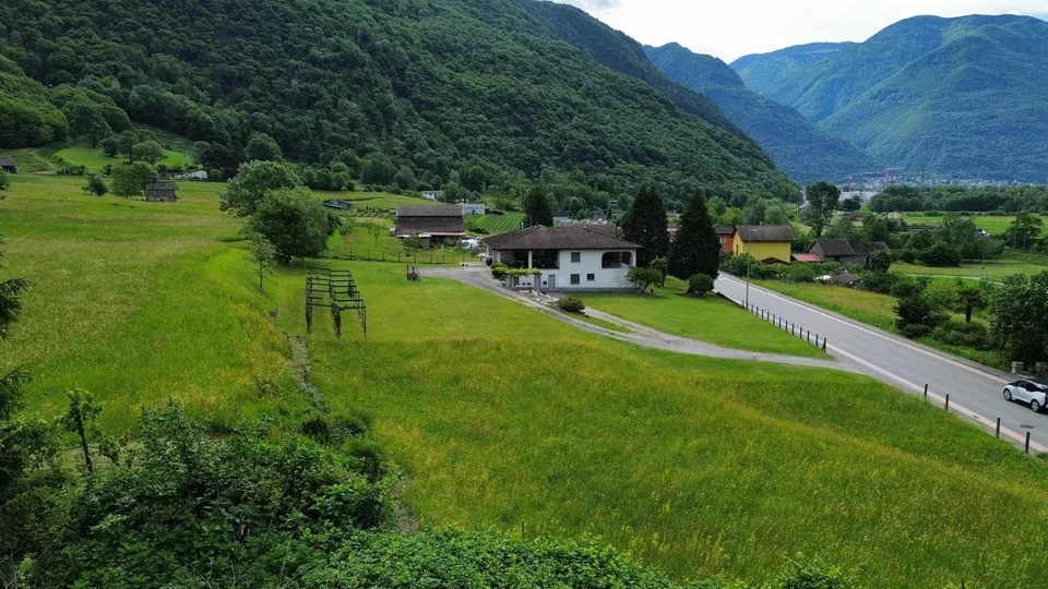Terreno edificabile con potenziale a Claro
