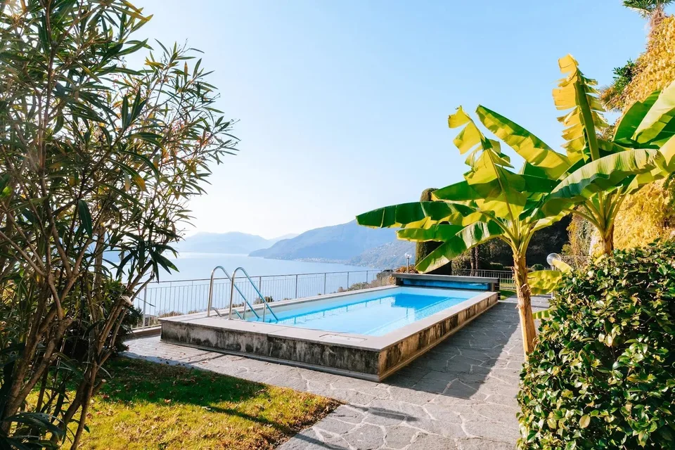 Spaziosa casa a schiera 3.5 locali con balcone, Brissago