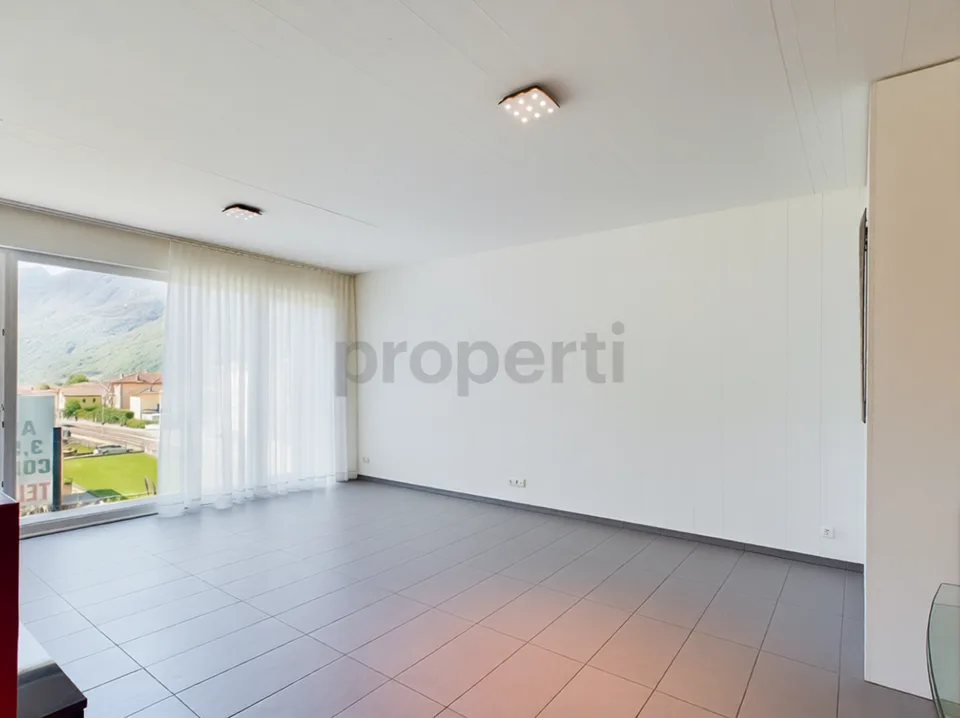 Appartement moderne et lumineux de 3.5 pièces à Biasca