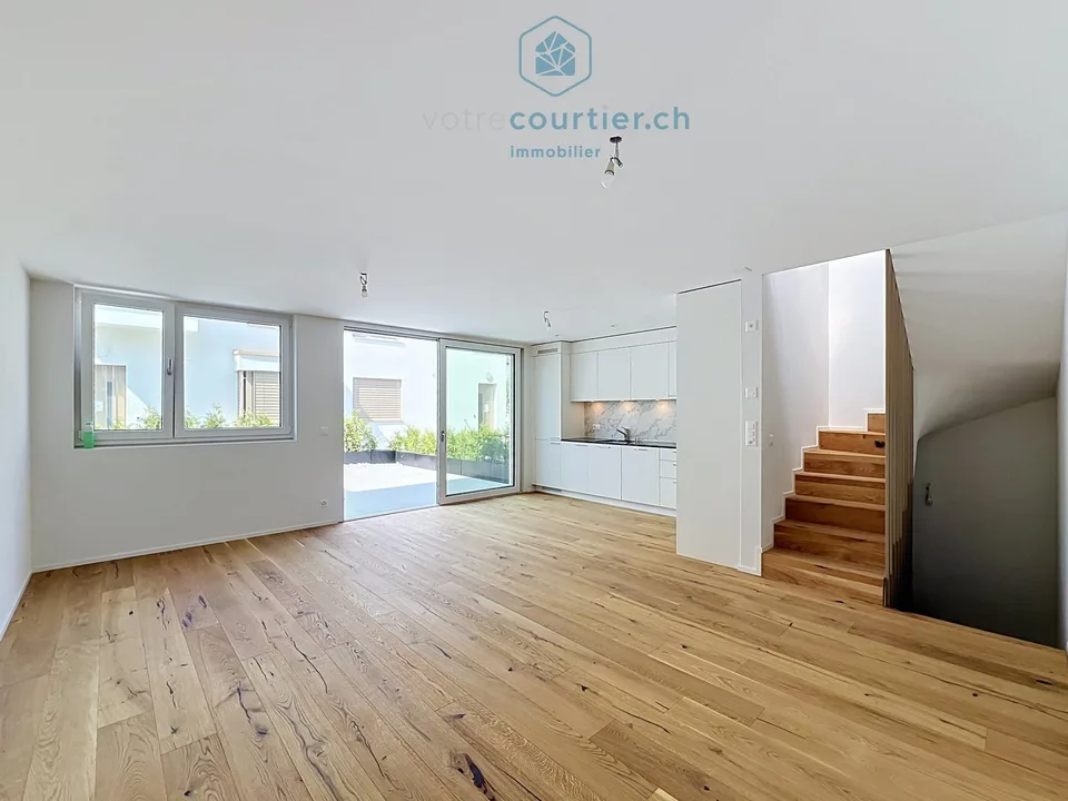 Villa contemporanea nuova con tetto a due spioventi e giardino - disponibile subito – foto 20 di 26