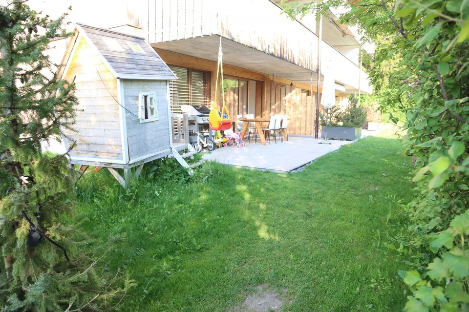Bell'appartamento di 4.5 locali con grande giardino privato a Vercorin