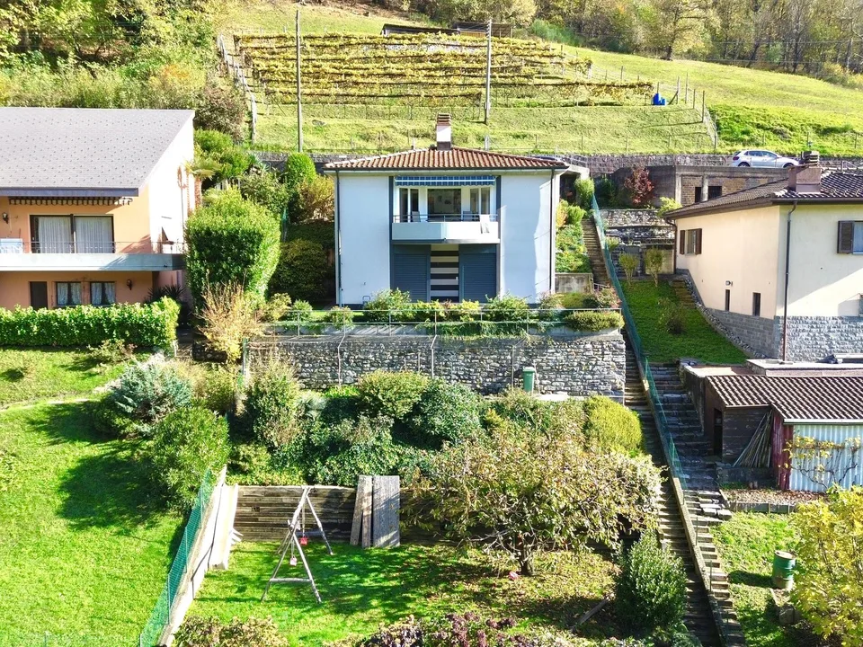 Affascinante casa unifamiliare da 4.5 locali con terreno edificabile . – foto 10 di 24