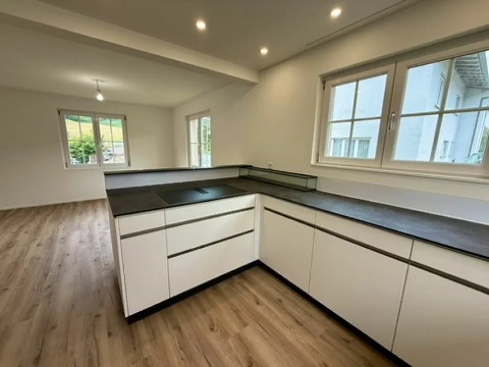 Einziehen statt renovieren - komplett kernsaniertes Einfamilienhaus in Mümliswil – Foto 7 von 25