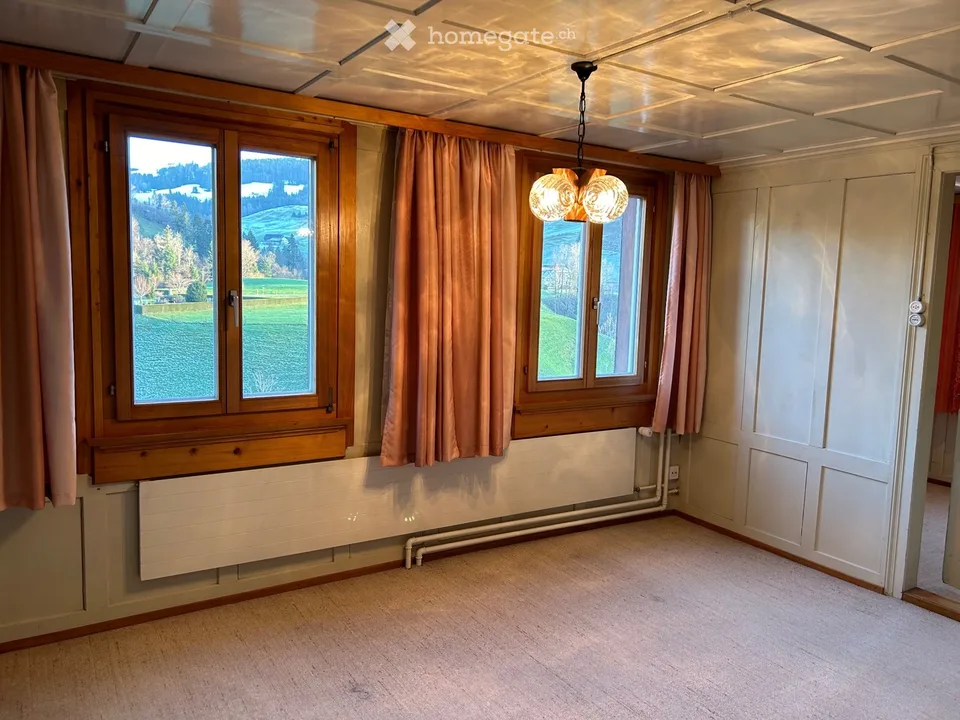 Appartement mansardé de 4 ½ pièces confortable