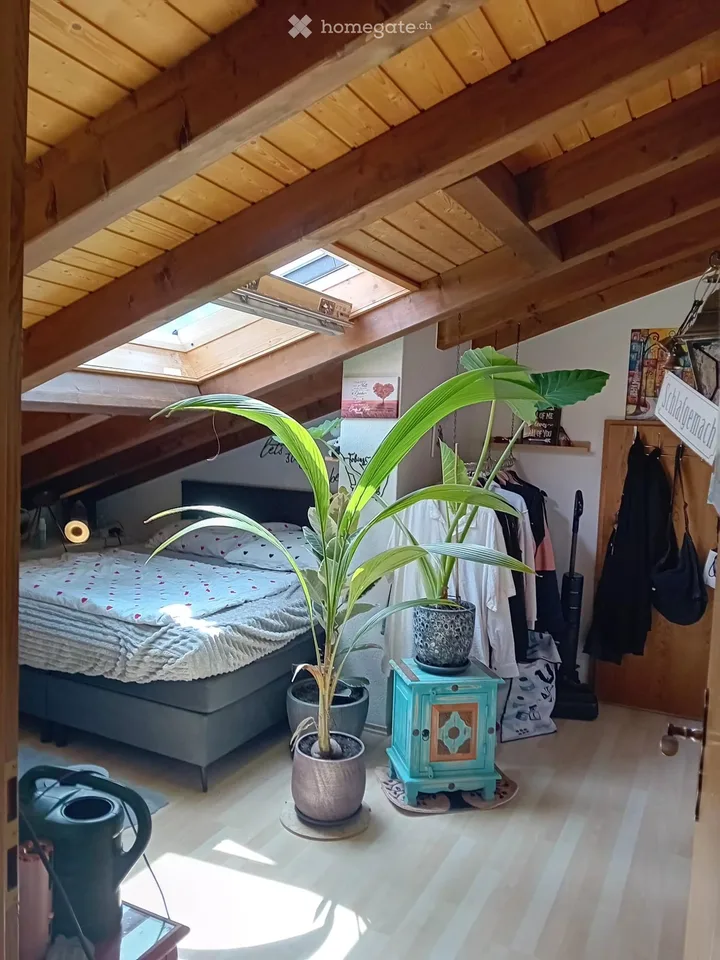 Appartement Duplex 5.5 Pièces à Susten à Louer
