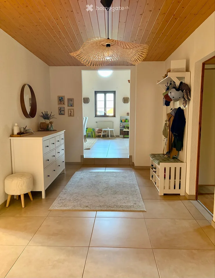 Magnificent 4.5-room apartment in Mollens