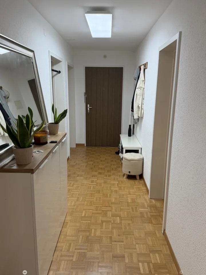 Moderne 3.5-Zimmerwohnung mit Balkon im beliebten Gurzelenquartier