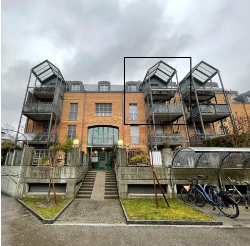 Helle, grosszügige 5.5-Zimmer-Maisonettewohnung mit 3 Parkplätzen an zentraler Lage in Burgdorf