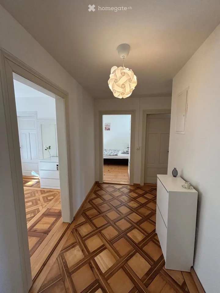 Bright furnished room in 4-room shared apartment in St. Gallen - all incl