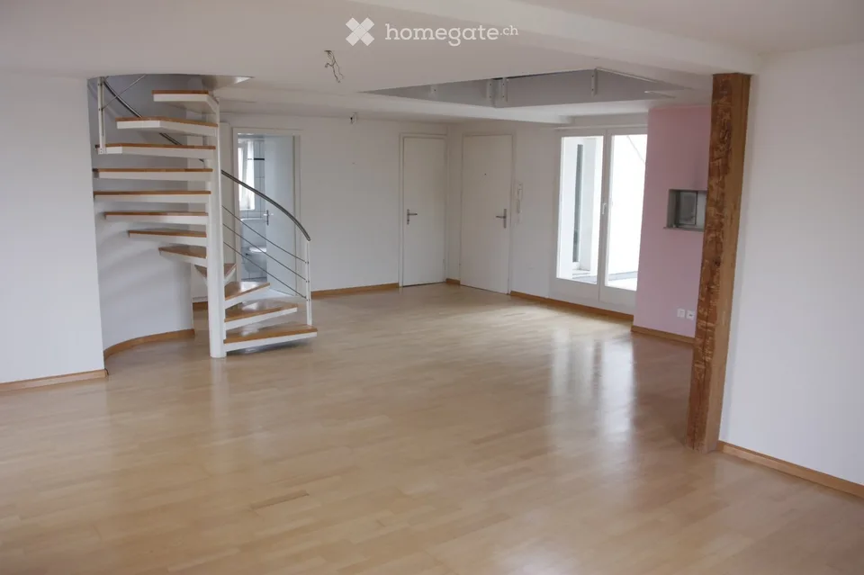 Charming 3.5-room attic apartment with gallery