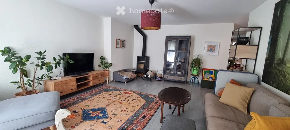 Nachmieter für helle 5.5-Zimmer-Wohnung im Erdgeschoss in Winterthur – sofort verfügbar!