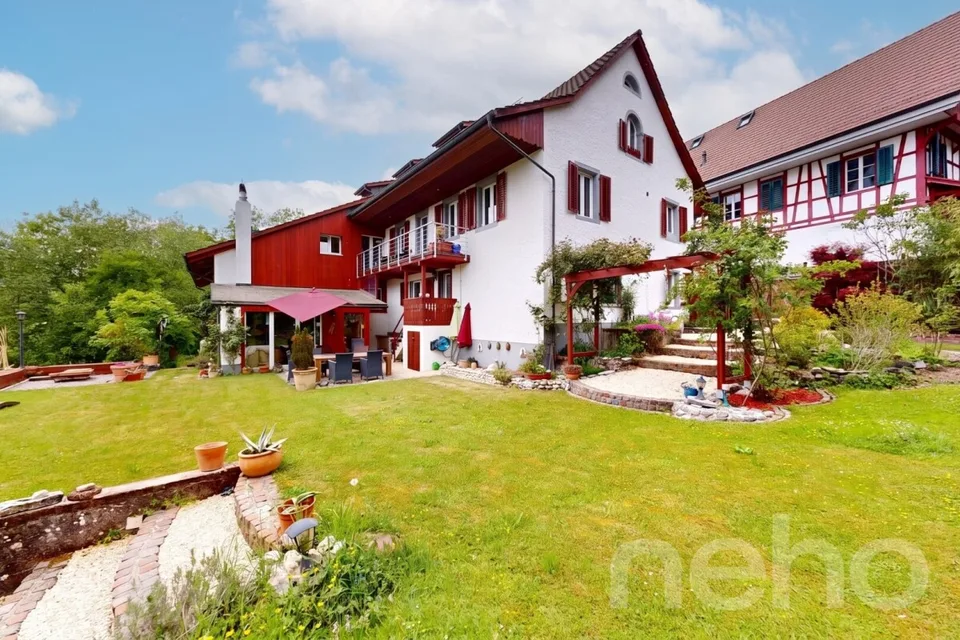 Historisches 4-Familienhaus an der Surb mit Garten & Cheminéehaus