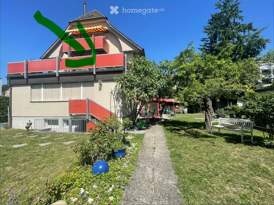 Charmante 4.5-Zimmer-Maisonette-Wohnung im Altbau in Biel/Bienne
