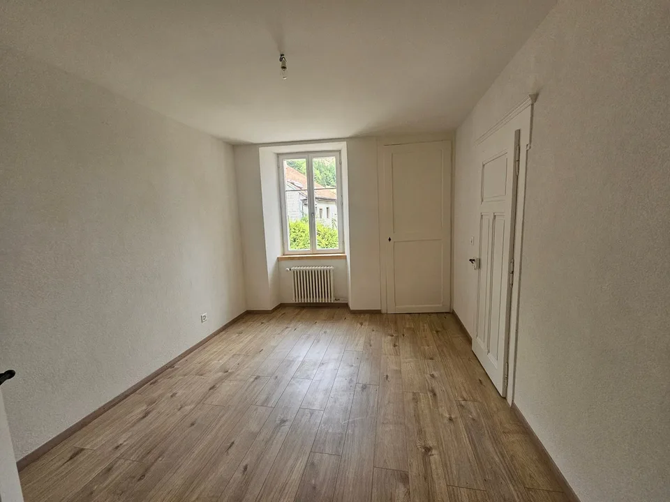 Charming 3.5-room apartment renovated in Vaulion