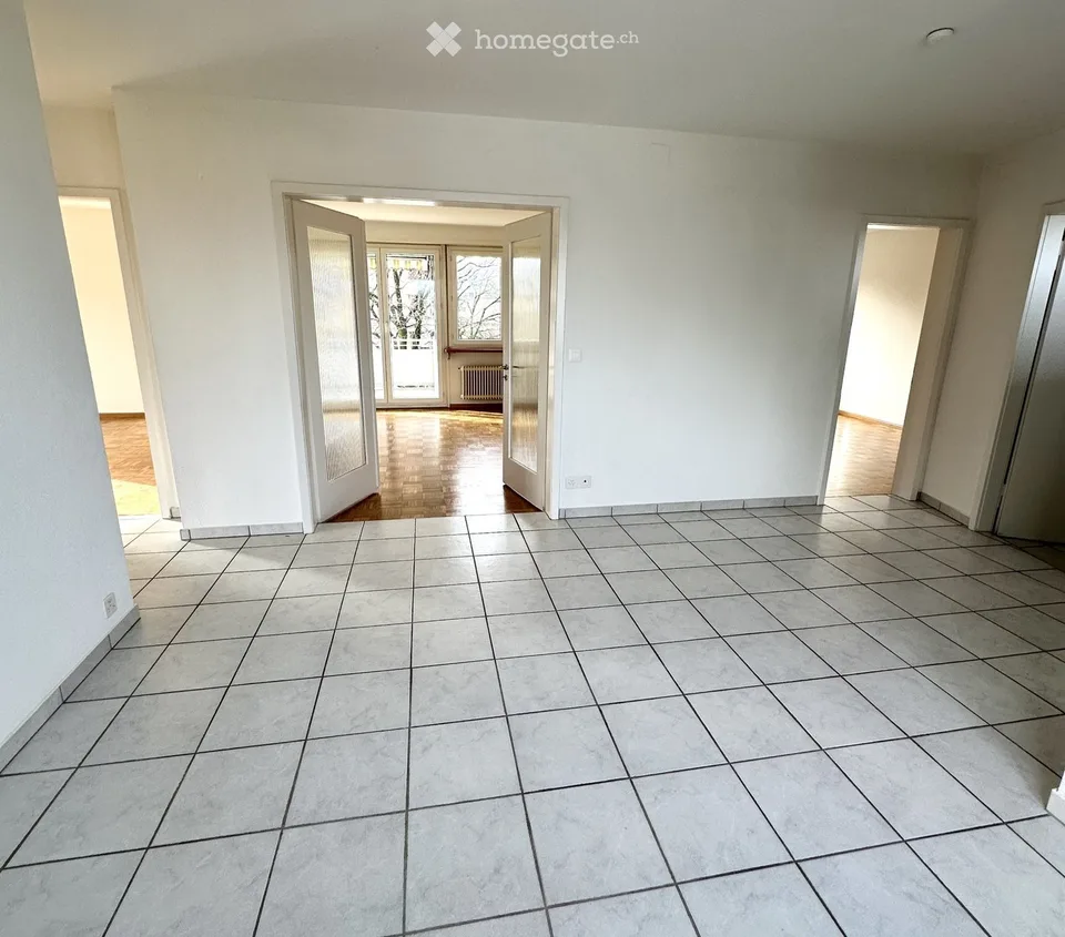 Charmante 4.5-Zimmer-Wohnung mit Balkon in Muttenz