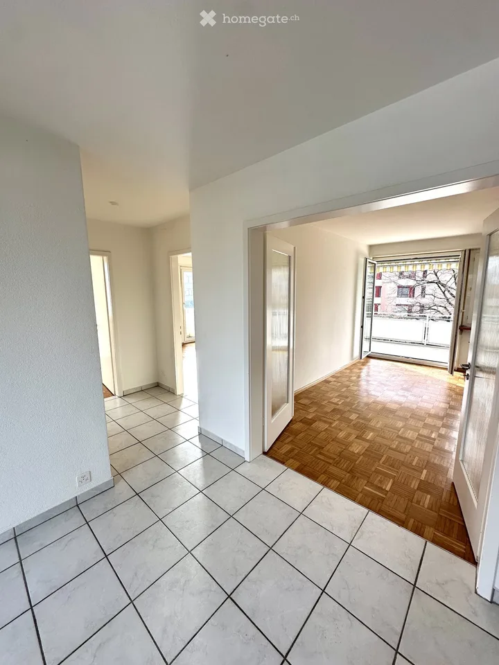 Charmante 4.5-Zimmer-Wohnung mit Balkon in Muttenz