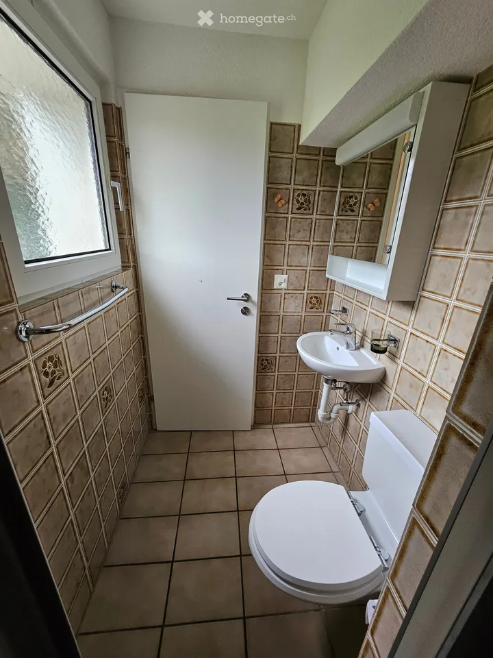 Appartamento accogliente 2 locali con area di seduta fissa ad Altendorf