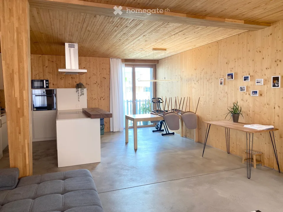 Kinderfreundliche 5.5-Zimmer Familienwohnung- mit Bergblick in Weggis