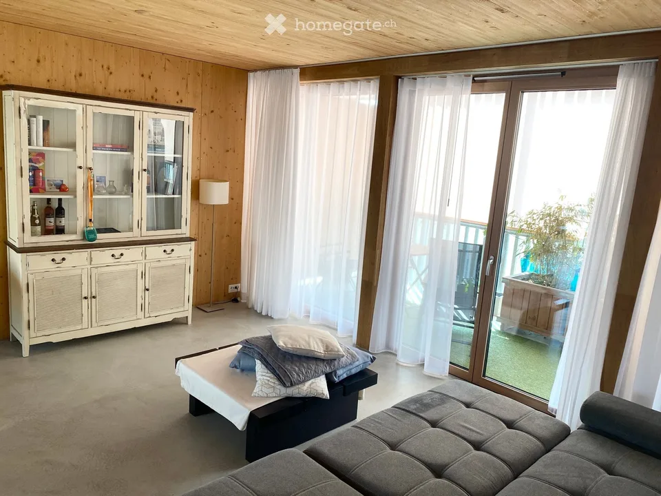 Kinderfreundliche 5.5-Zimmer Familienwohnung mit grossem Balkon in Weggis
