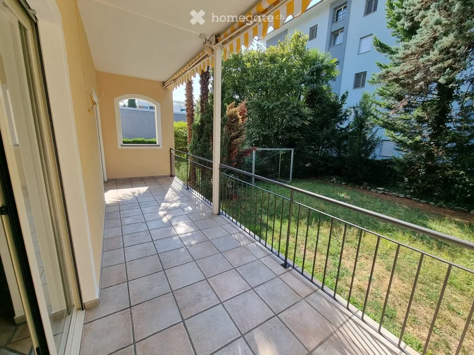 Apartment with 3.5 rooms in Locarno – Available Immediately