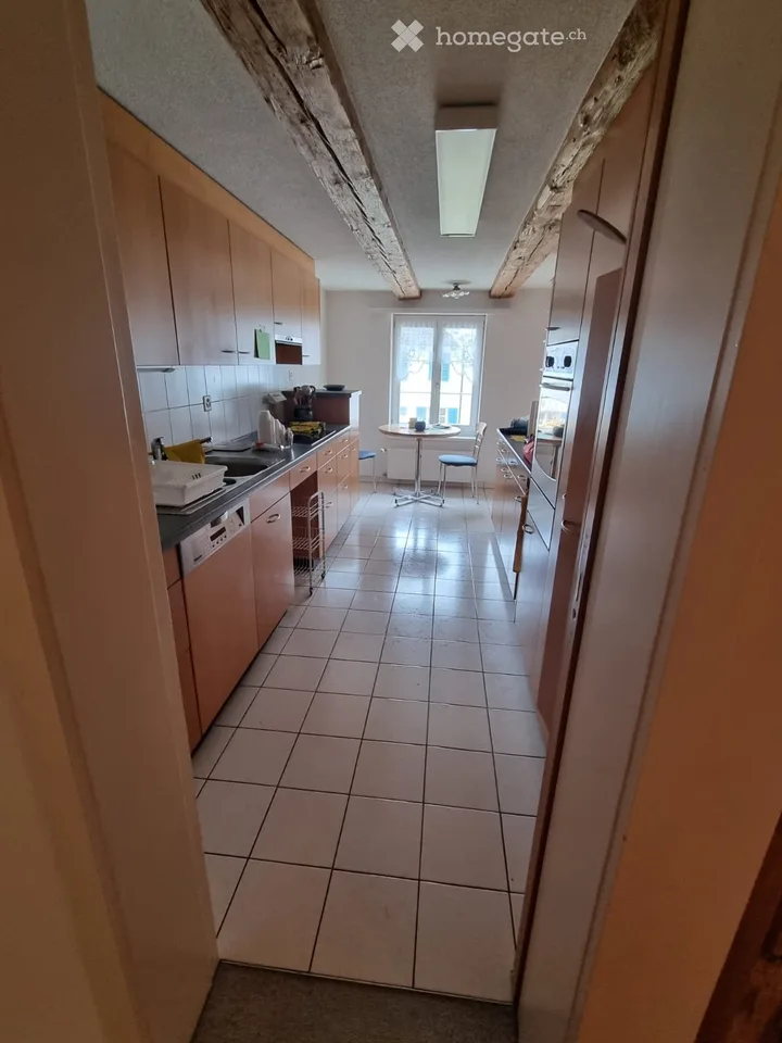 Charmant appartement 5.5 pièces dans un immeuble ancien à Elgg – fraîchement rénové et disponible immédiatement
