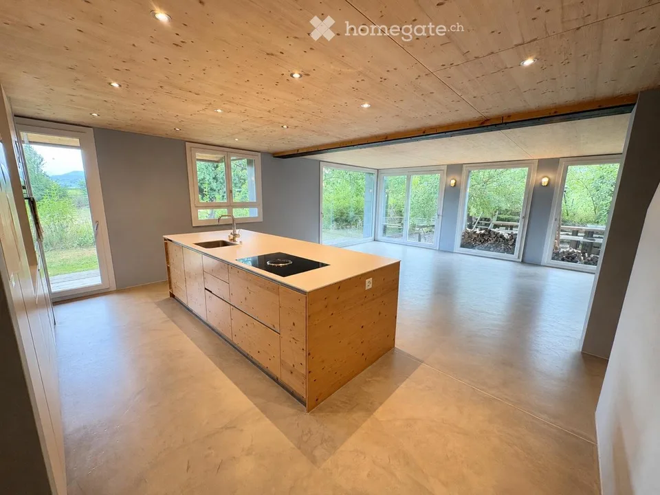 Boutique-Stil 5,5-Zimmer-Doppeleinfamilienhaus / Boutique style 5.5-Room Semi-Detached House