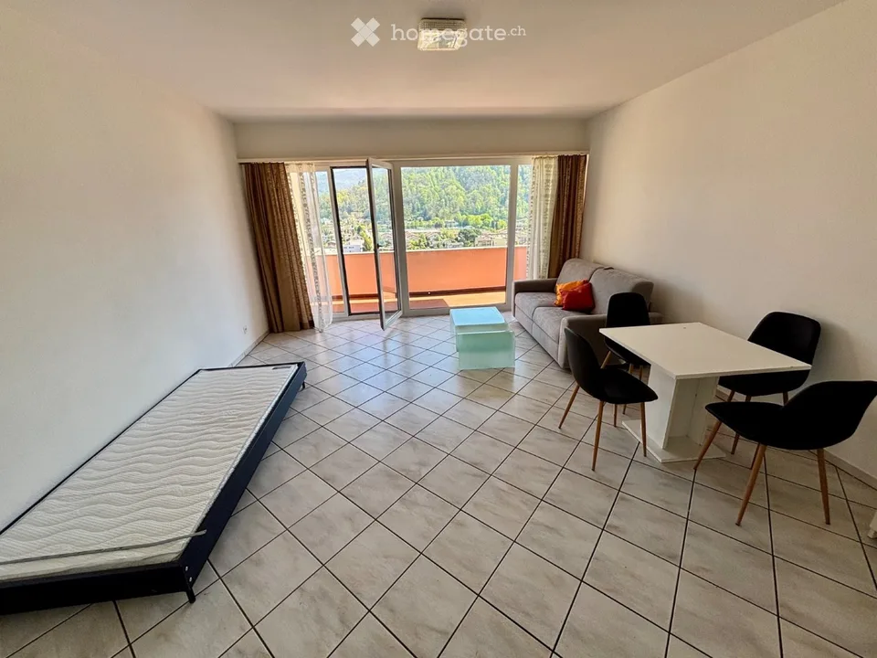 Studio 1.5 locali Caslano/Pura arredato + Posto auto