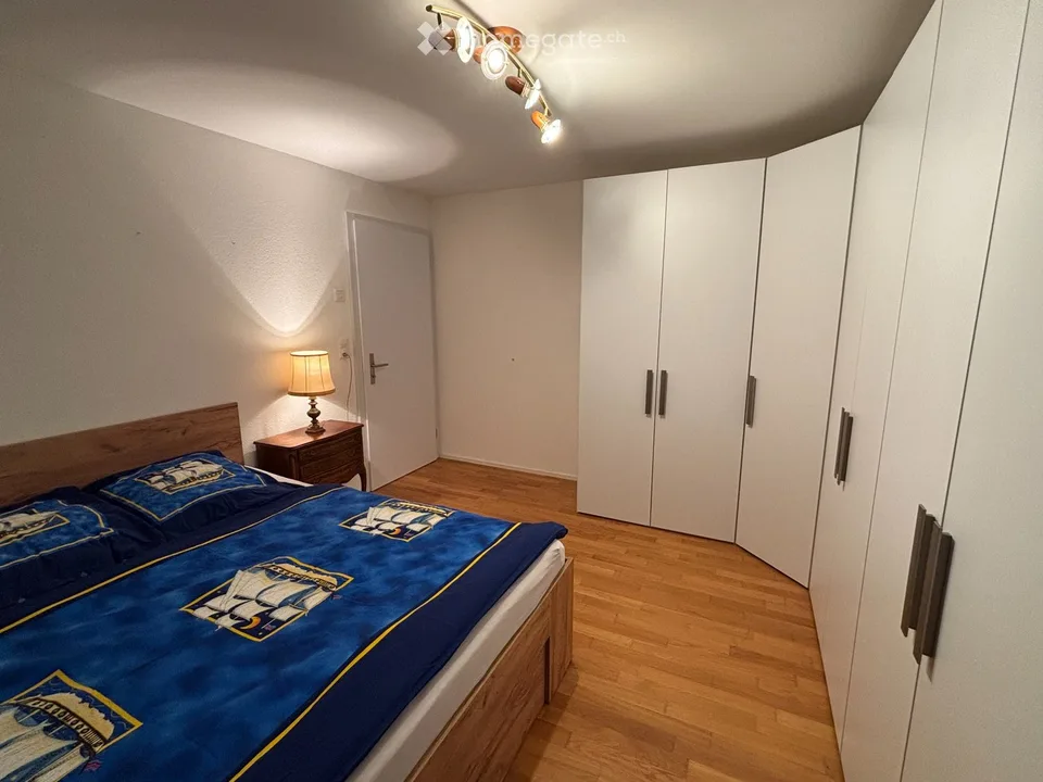 Stanza bella in appartamento condiviso moderno - Interlaken