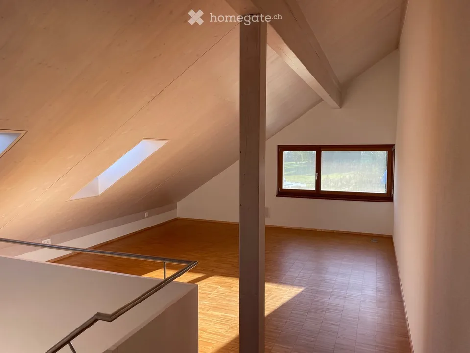 Charming 4-room maisonette apartment in a green area