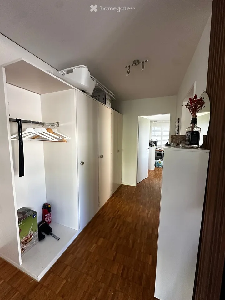 Helle 2.5 Zimmer Wohnung