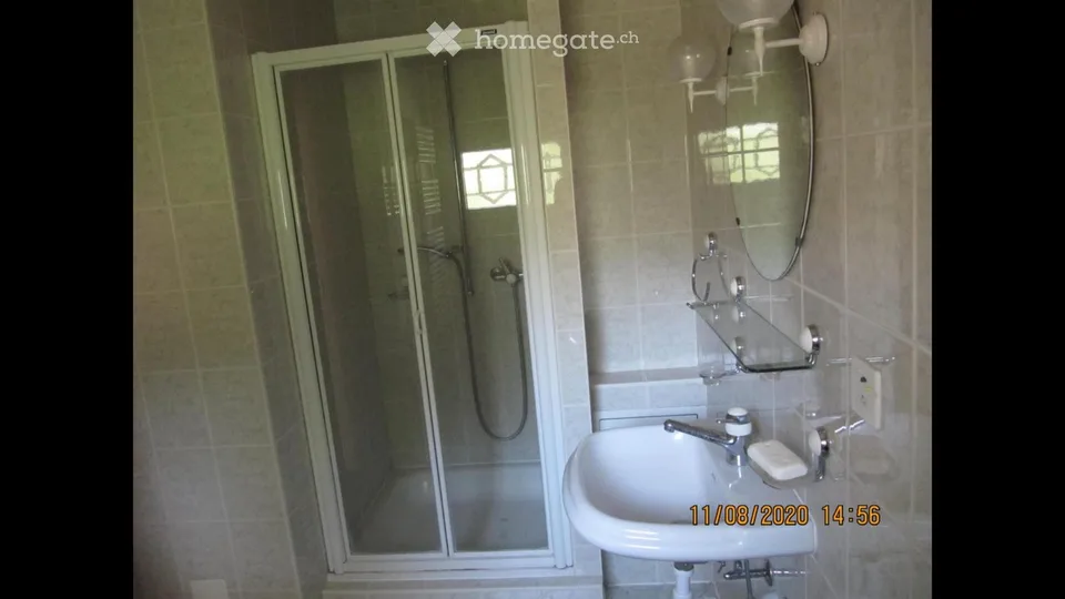 Huge and bright 3.5-room apartment for rent