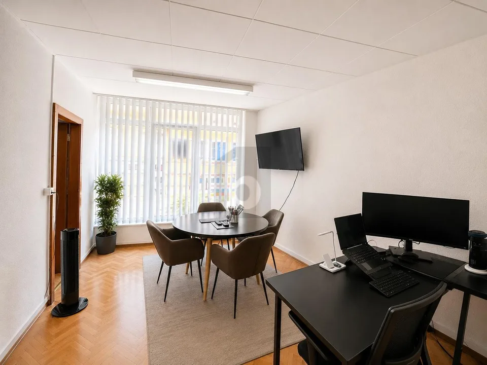 BRIGHT, MODULAR AND STRATEGICALLY LOCATED