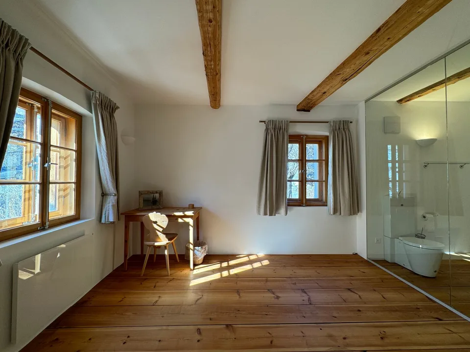 Gioiello storico incontra la modernità: Casa engadinese di lusso a Scuol – foto 9 di 10