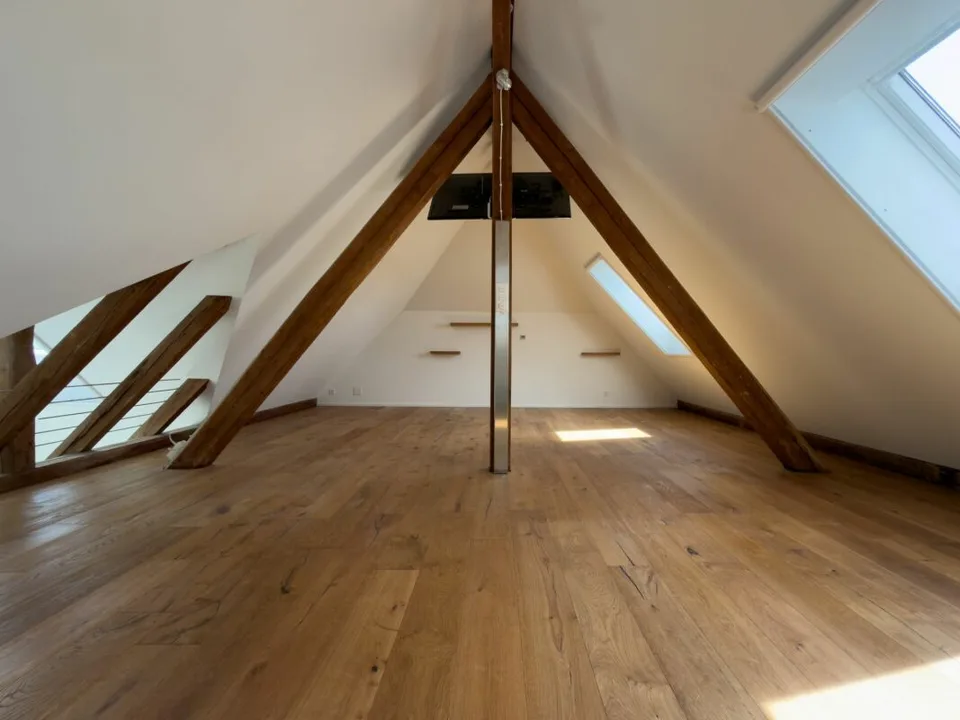 Einzigartige Maisonette-Dachwohnung