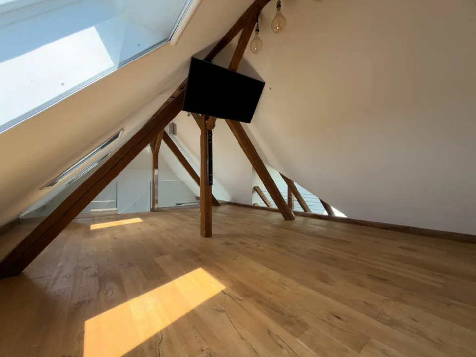 Einzigartige Maisonette-Dachwohnung