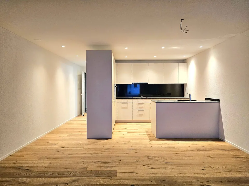 Appartamento moderno di 2,5 locali al piano terra "Neubau"