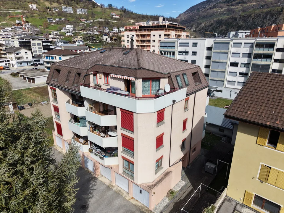 Spacious attic apartment with private lift and sunny terrace in Naters