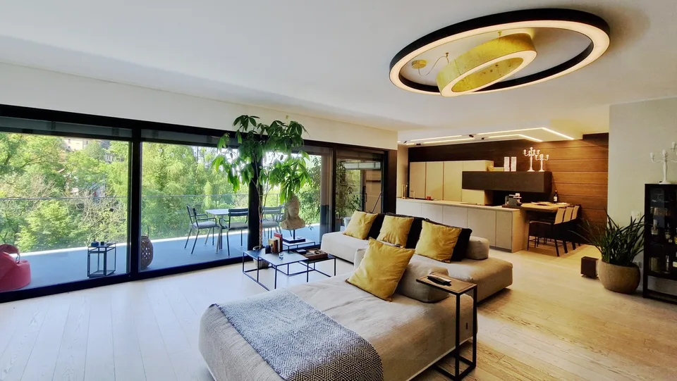 Wohnung 4,5 von Mario Botta mit großer Terrasse und Talblick
