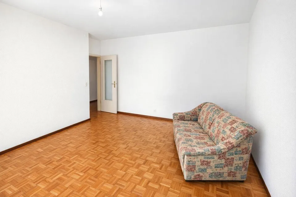 Gradevole luminoso appartamento 2,5 locali con ampio balcone