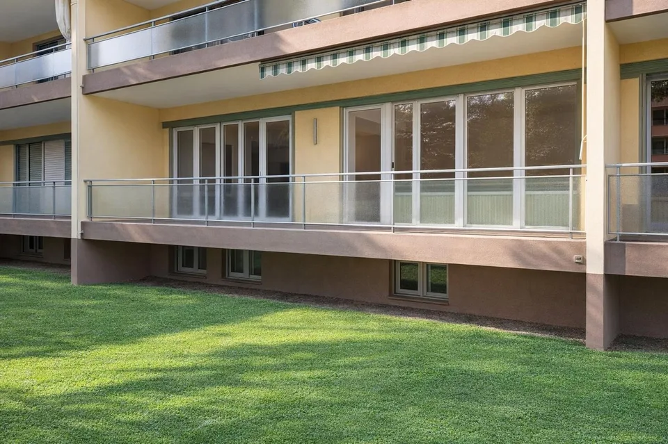 Gradevole luminoso appartamento 2,5 locali con ampio balcone