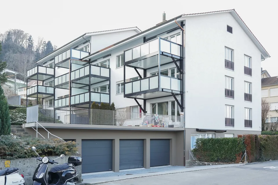 Charmante 4-Zimmer-Wohnung mit Balkon an ruhiger Lage in Horgen