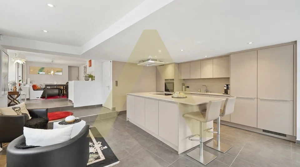 Confortable appartement avec de beaux extérieures