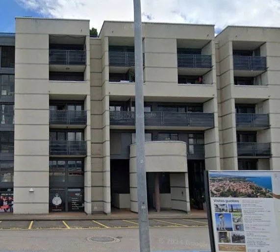 *Appartement avec loggia*