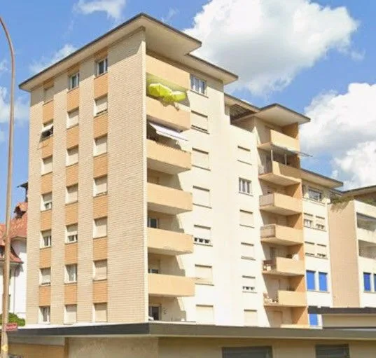 *Bâtiment mixte*