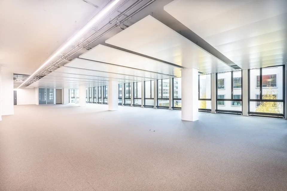 Voll ausgebaute, hochmoderne Büroflächen an bester Lage in Zürich Altstetten