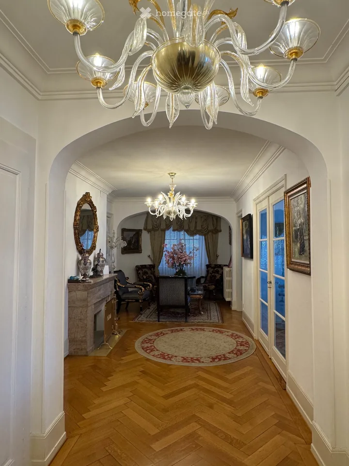 Superbe appartement de réception face au lac avec une vue imprenable au 6ème étage