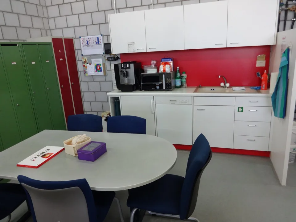 Top ausgebaute Gewerbe-/Büroräume – Foto 7 von 11