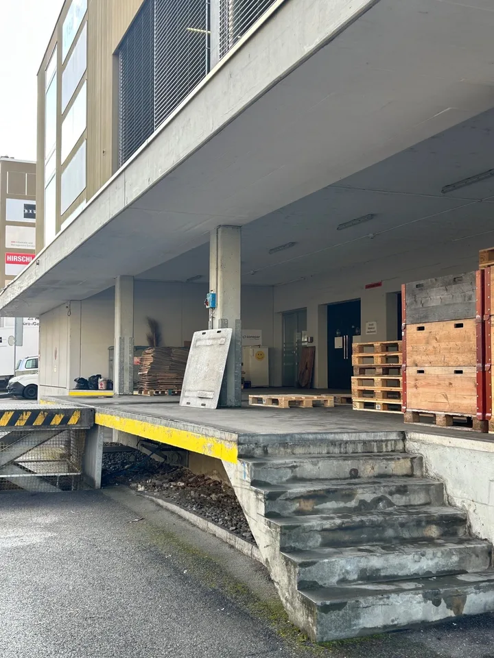 Top ausgebaute Gewerbe-/Büroräume – Foto 10 von 11