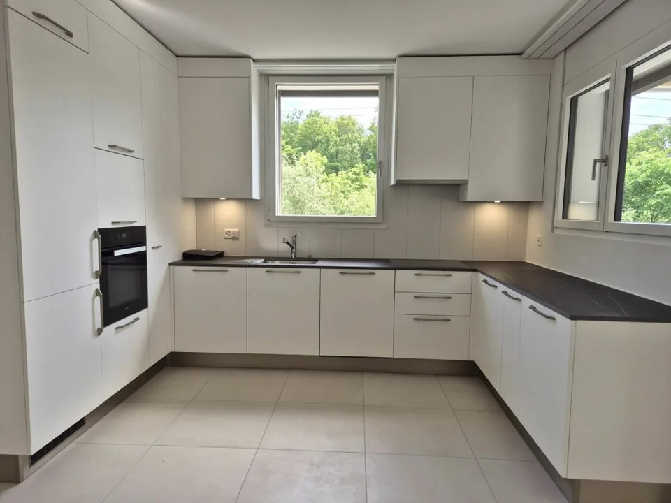 Berges 3 - 4.5-Zimmer-Wohnung im 1. Stock