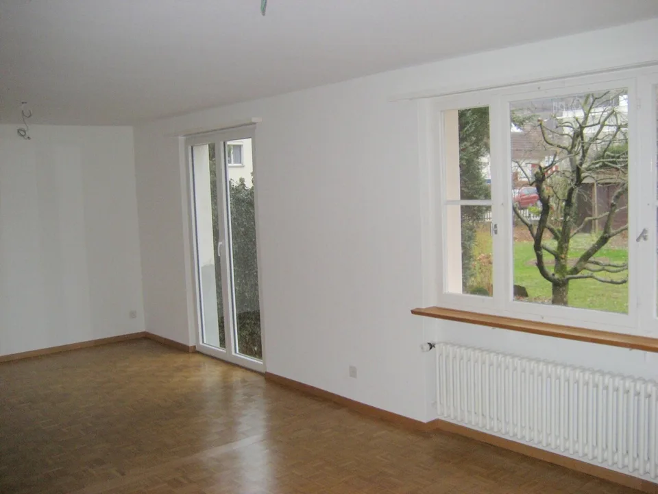 Charmantes 5 Zimmer-Einfamilienhaus an sonniger Lage